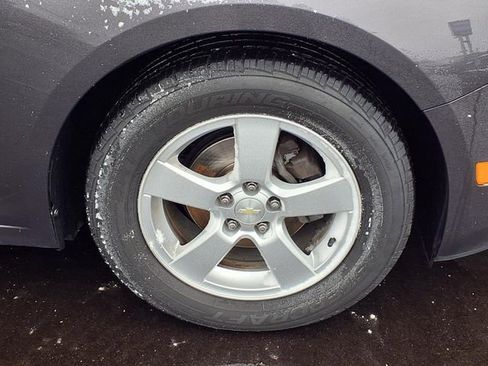 Used 2016 Chevrolet Cruze LT image 21