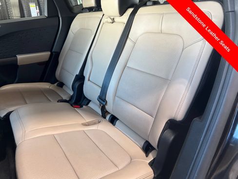 Used 2020 Ford Escape Titanium AWD/4WD image 23