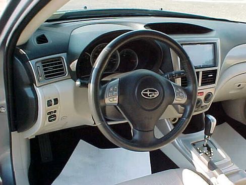 Used 2010 Subaru Impreza Outback Sport image 21