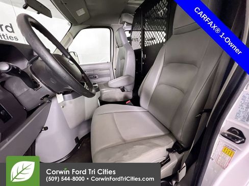 Used 2010 Ford E-250 and Econoline 250 Commercial image 20