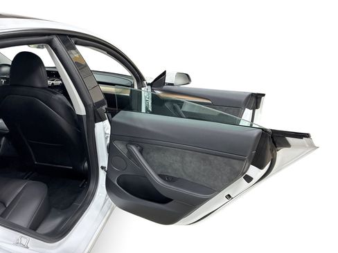 Certified 2023 Tesla Model 3 Standard Range RWD image 12