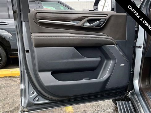 Used 2021 GMC Yukon Denali w/ Denali Premium Package image 19