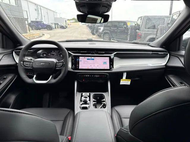 Used 2026 Jeep Cherokee Limited AWD/4WD image 14