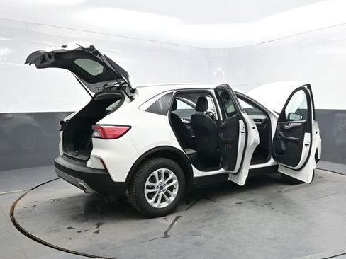 Used 2021 Ford Escape SE w/ Cold Weather Package AWD/4WD image 46