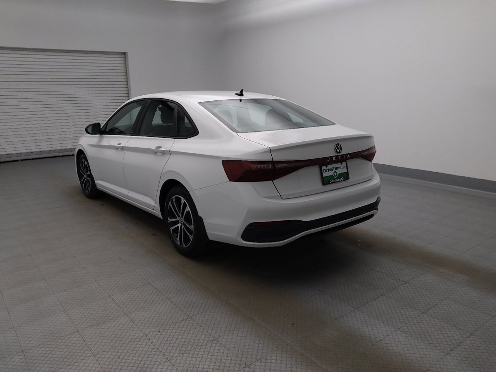 Used 2025 Volkswagen Jetta Sport FWD image 5
