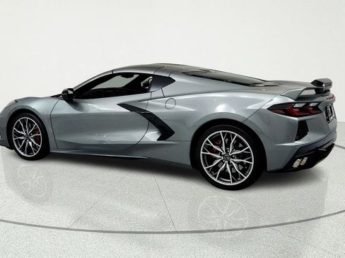 Used 2024 Chevrolet Corvette Stingray Premium Cpe w/ Z51 Performance Package RWD image 3