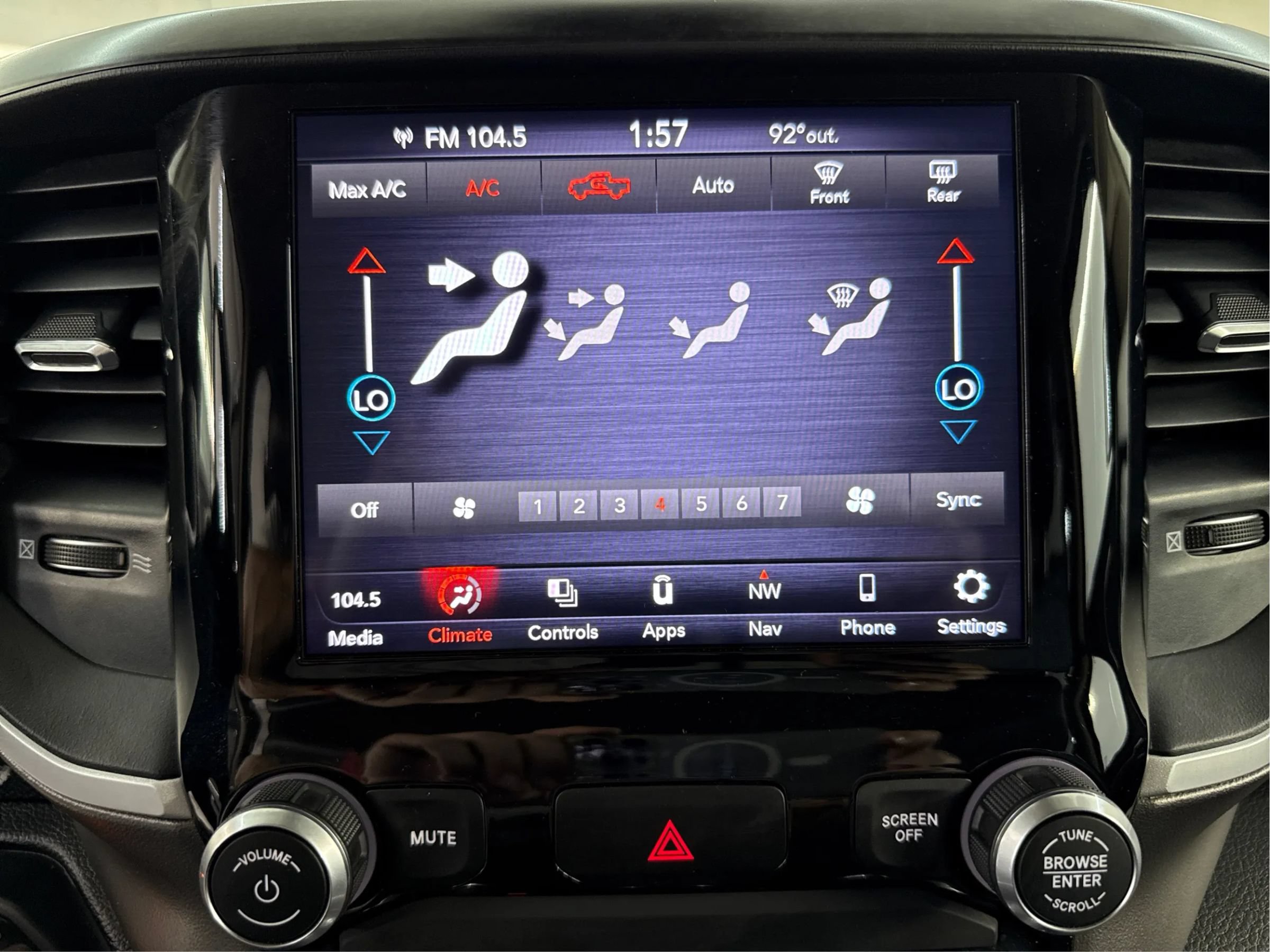 Used 2020 RAM 1500 Big Horn AWD/4WD image 36
