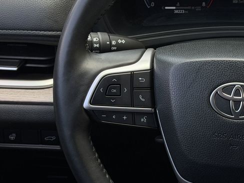 Used 2024 Toyota Grand Highlander FWD image 14