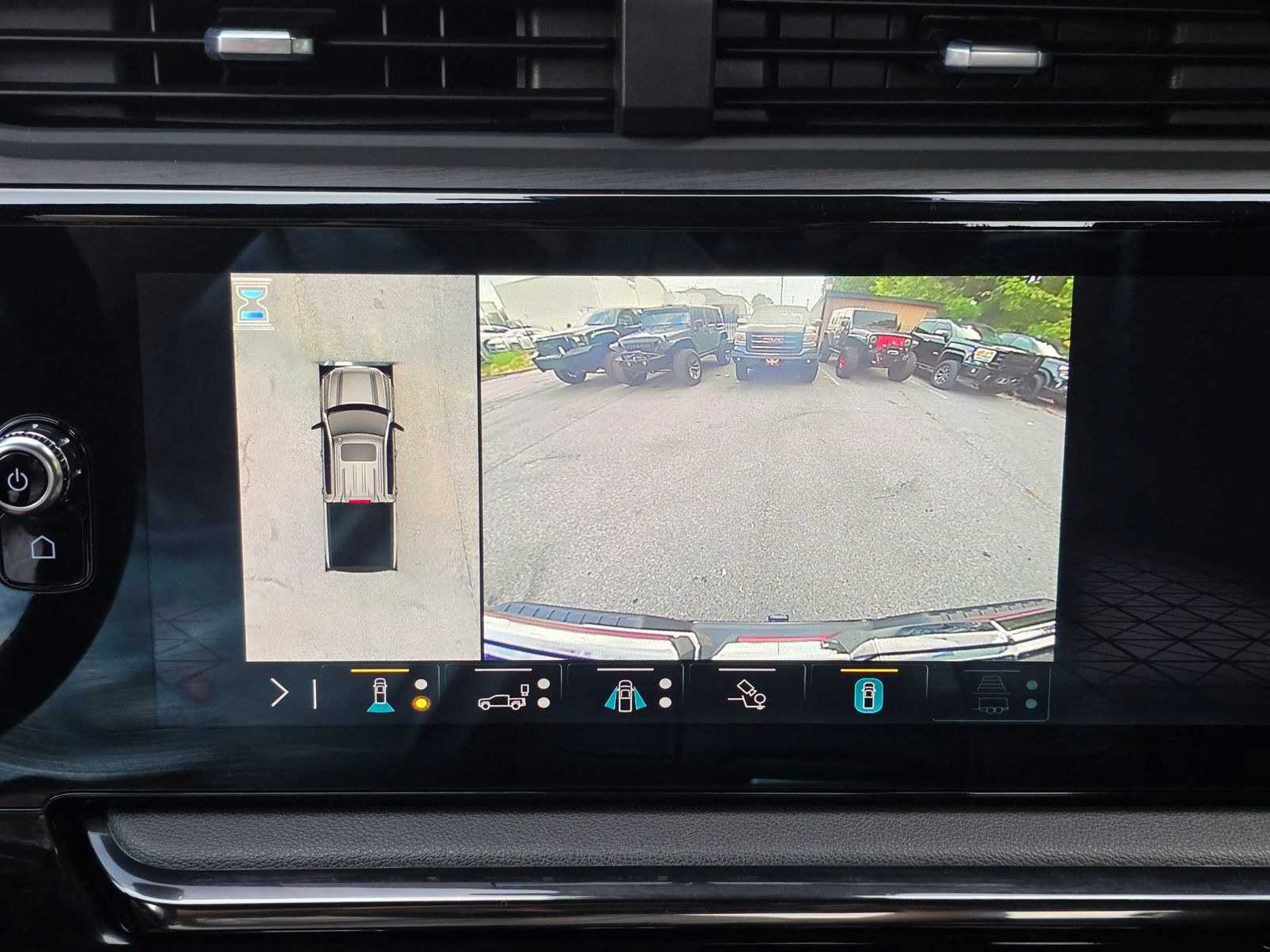 Used 2023 GMC Sierra 1500 AT4 AWD/4WD image 25