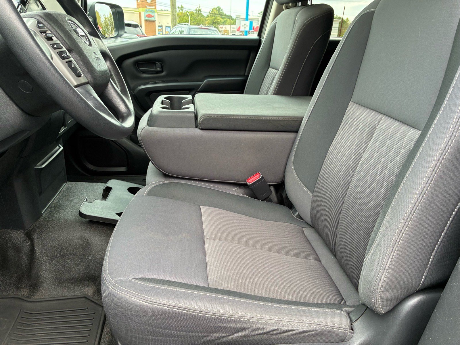 Used 2022 Nissan Titan S w/ S Utility Package RWD image 9