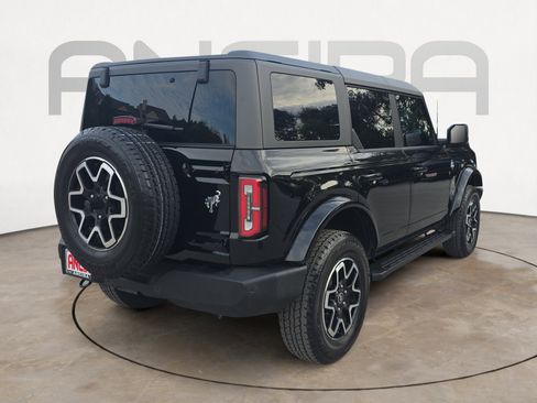 Used 2024 Ford Bronco Outer Banks image 12