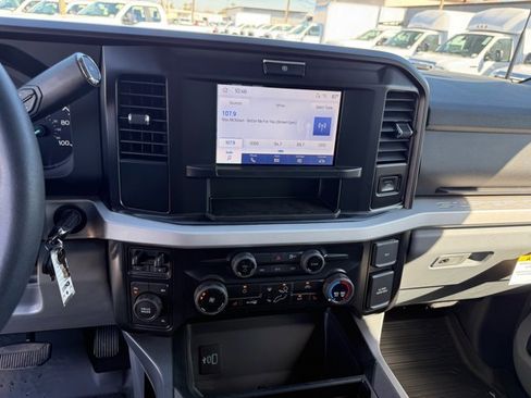 New 2026 Ford F550 4x4 Crew Cab w/ XLT Value Package image 9