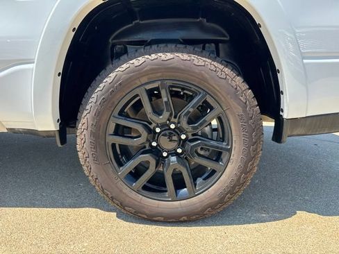 Used 2025 RAM 1500 Big Horn AWD/4WD image 11