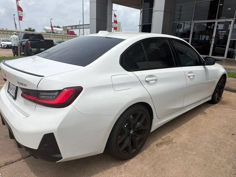 Used 2026 BMW 330i Sedan w/ M Sport Package RWD image 5