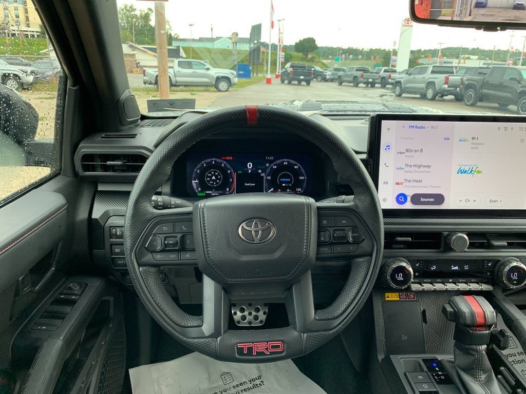 Used 2025 Toyota Tacoma TRD Pro AWD/4WD image 17
