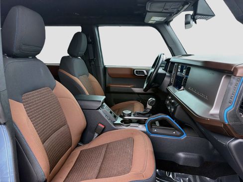 Used 2023 Ford Bronco Outer Banks AWD/4WD image 15