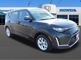 Used 2025 Kia Soul LX w/ LX Technology Package FWD video 1