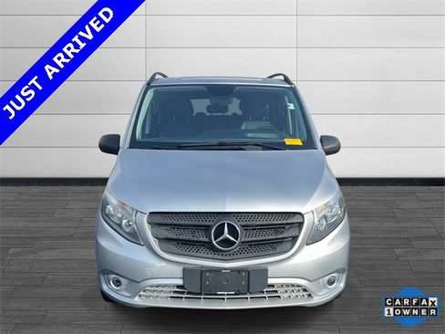 Used 2016 Mercedes-Benz Metris Passenger image 8