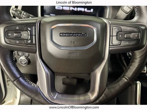 Used 2025 GMC Sierra 2500 Denali Ultimate AWD/4WD image 17