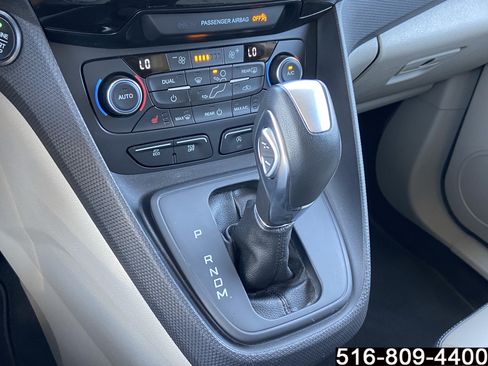 Used 2022 Ford Transit Connect Titanium FWD image 20