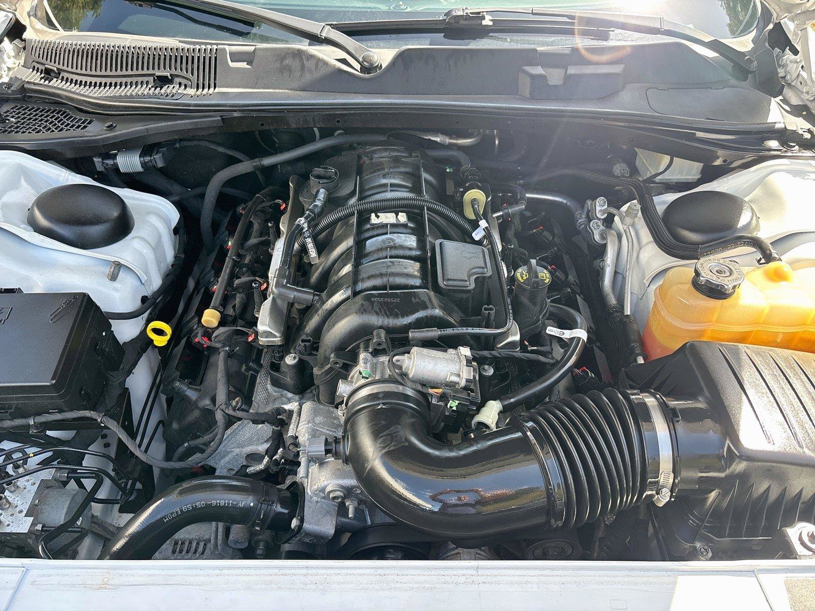 Used 2020 Dodge Challenger R/T RWD image 27