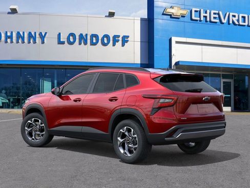 New 2026 Chevrolet Trax LT w/ Driver Confidence Package image 3