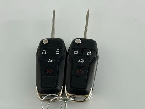 Used 2022 Ford Transit Connect XL image 29