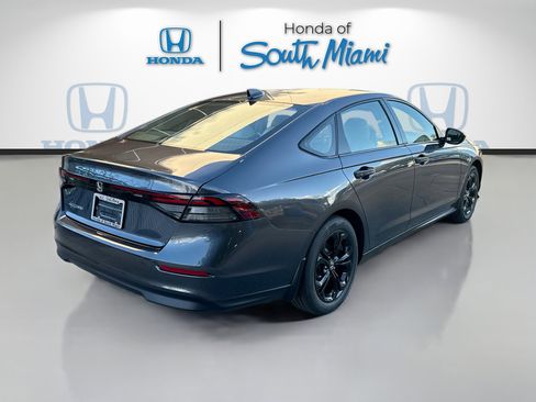 New 2025 Honda Accord SE image 6