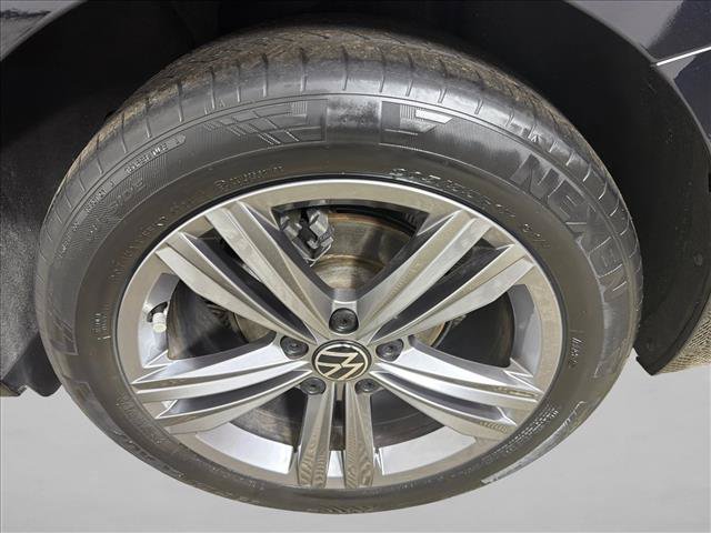 Used 2024 Volkswagen Jetta SE FWD image 19