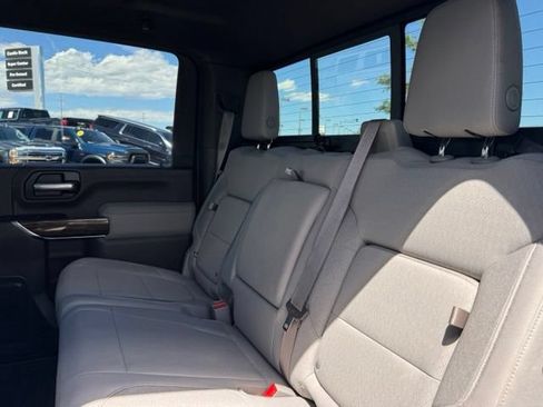 Used 2021 GMC Sierra 2500 SLE w/ SLE Value Package; AWD/4WD image 18