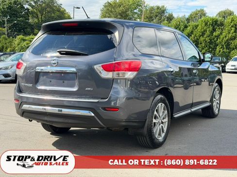 Used 2014 Nissan Pathfinder S w/ Cargo Package AWD/4WD image 5