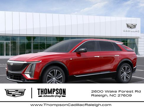 New 2025 Cadillac Lyriq Luxury RWD image 2