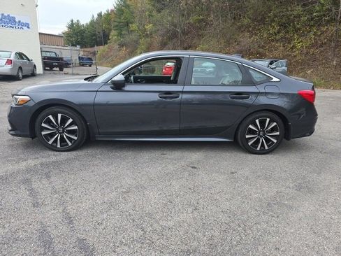 Used 2024 Honda Civic EX image 2