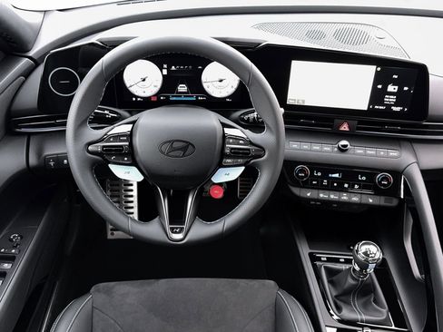 New 2026 Hyundai Elantra N Manual image 17