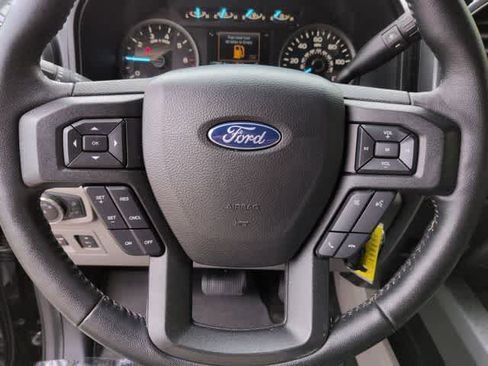 Used 2020 Ford F150 XLT w/ Equipment Group 302A Luxury AWD/4WD image 22