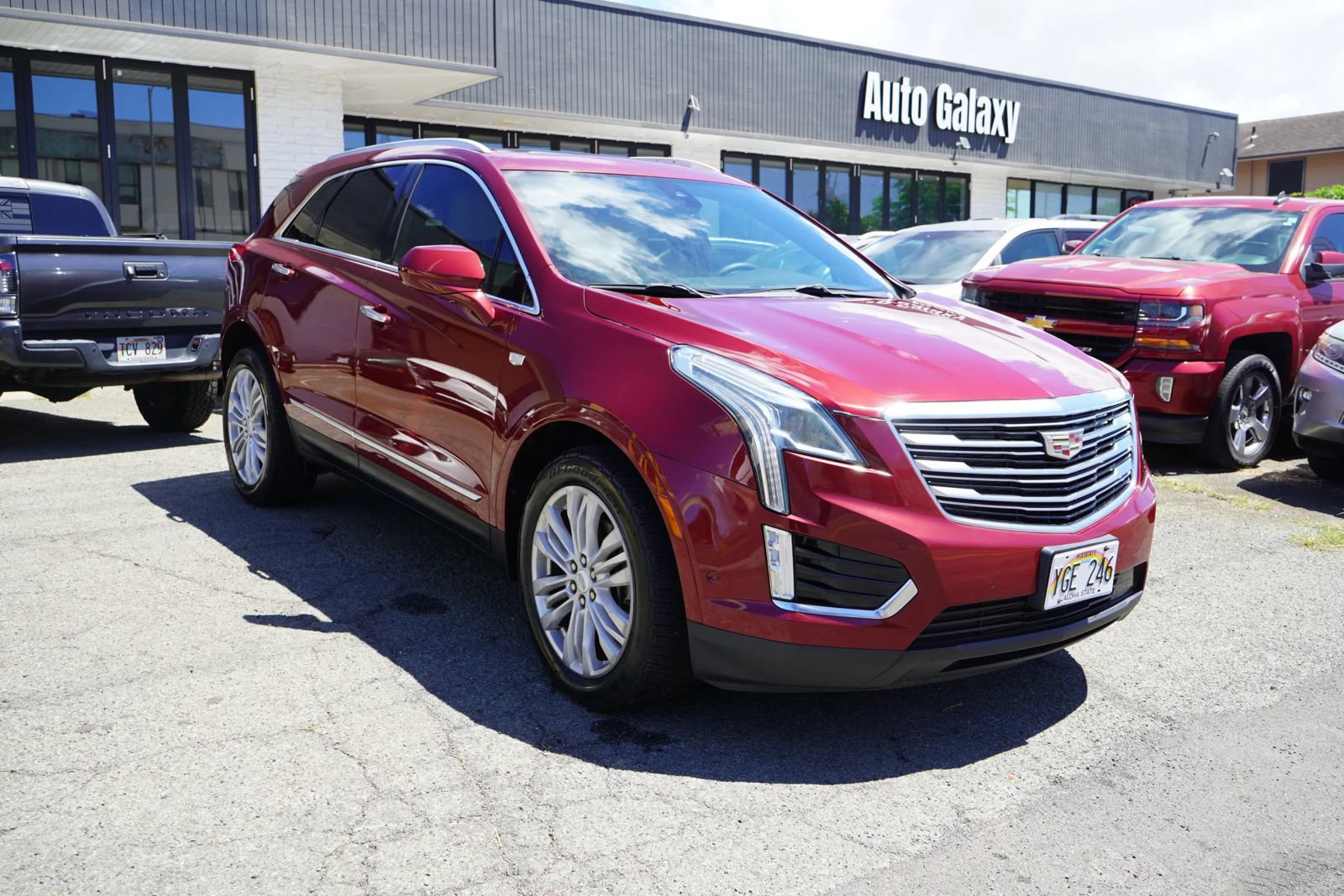 Used 2017 Cadillac XT5 Premium Luxury w/ Driver Assist Package FWD image 5