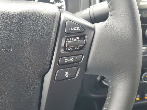 Used 2025 Nissan Frontier SL image 36