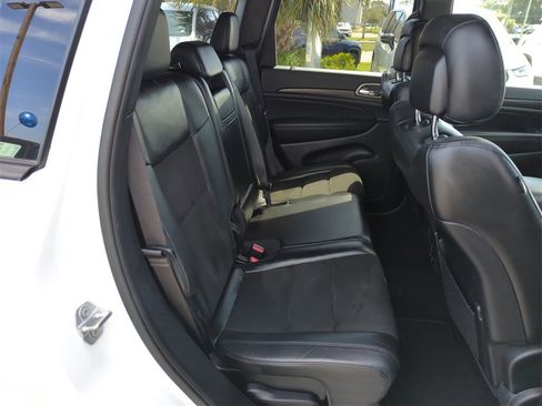 Used 2020 Jeep Grand Cherokee Altitude image 33