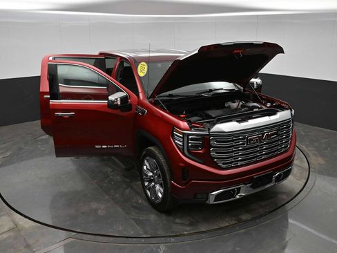 Used 2024 GMC Sierra 1500 Denali w/ Denali Reserve Package image 40