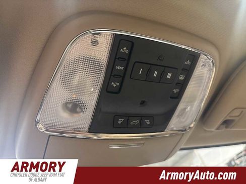 Used 2016 Jeep Grand Cherokee Overland image 23