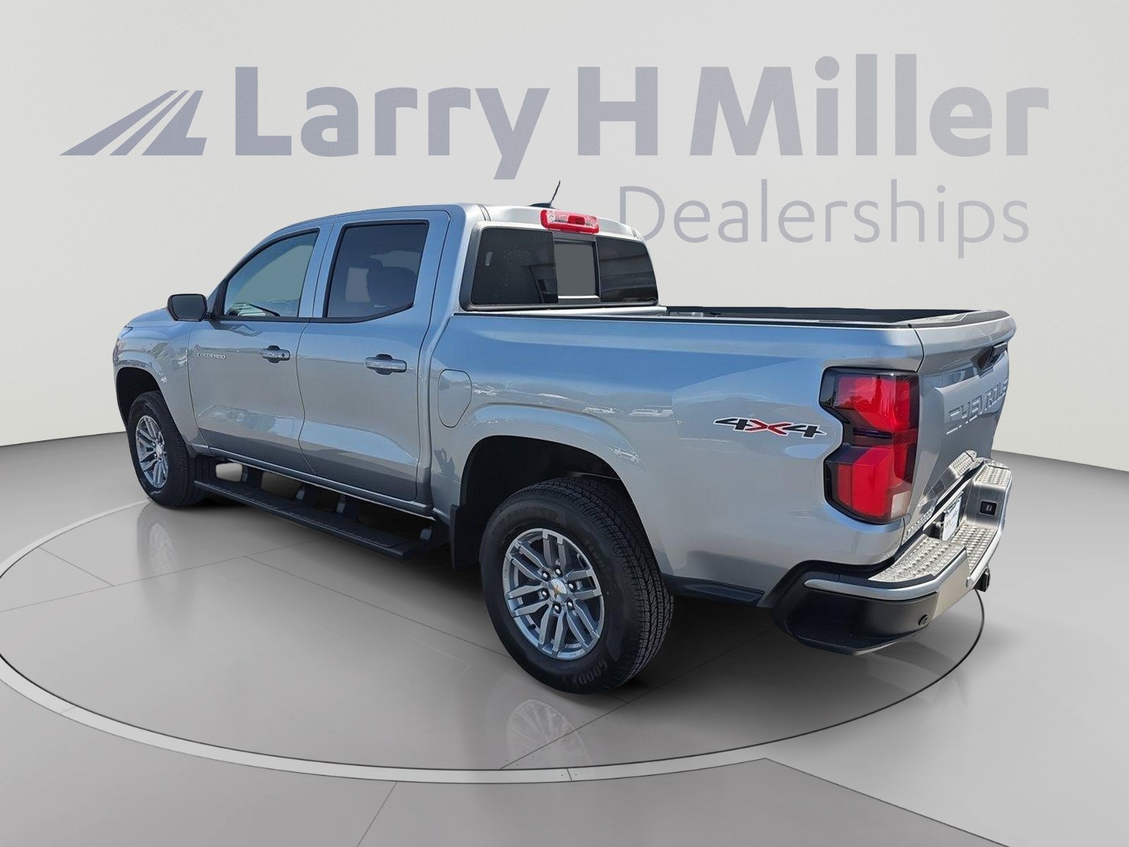 New 2026 Chevrolet Colorado LT w/ LT Convenience Package AWD/4WD image 6