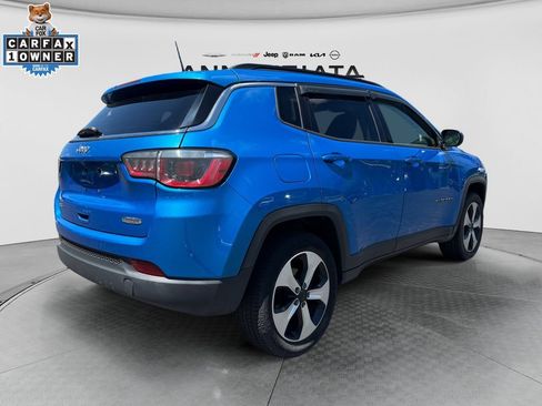 Used 2018 Jeep Compass Latitude w/ Popular Equipment Group AWD/4WD image 5