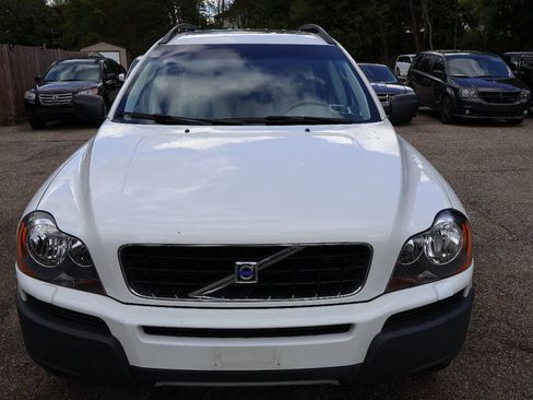 Used 2005 Volvo XC90 2.5T FWD image 3