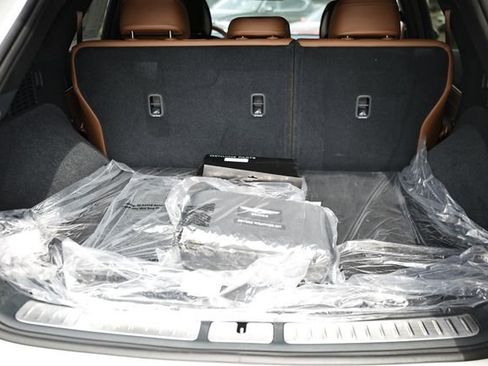 New 2026 Genesis GV70 2.5T Advanced image 31