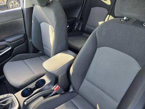Used 2022 Kia Soul LX w/ Technology Package FWD image 11