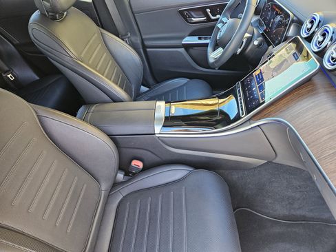 Certified 2025 Mercedes-Benz GLC 300 image 14