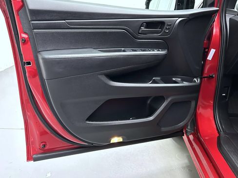 Used 2025 Honda Odyssey Sport-L image 9