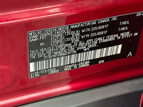 Used 2022 Toyota RAV4 LE image 27