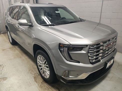 New 2026 GMC Acadia Denali w/ Super Cruise Package image 5