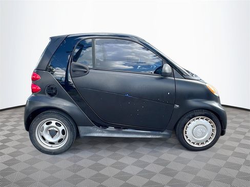 Used 2014 smart fortwo pure image 5